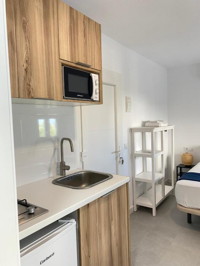 Ch II Apartments Zona De Ocio Nocturno โกนิล เด ลาฟรอนเตรา ภายนอก รูปภาพ