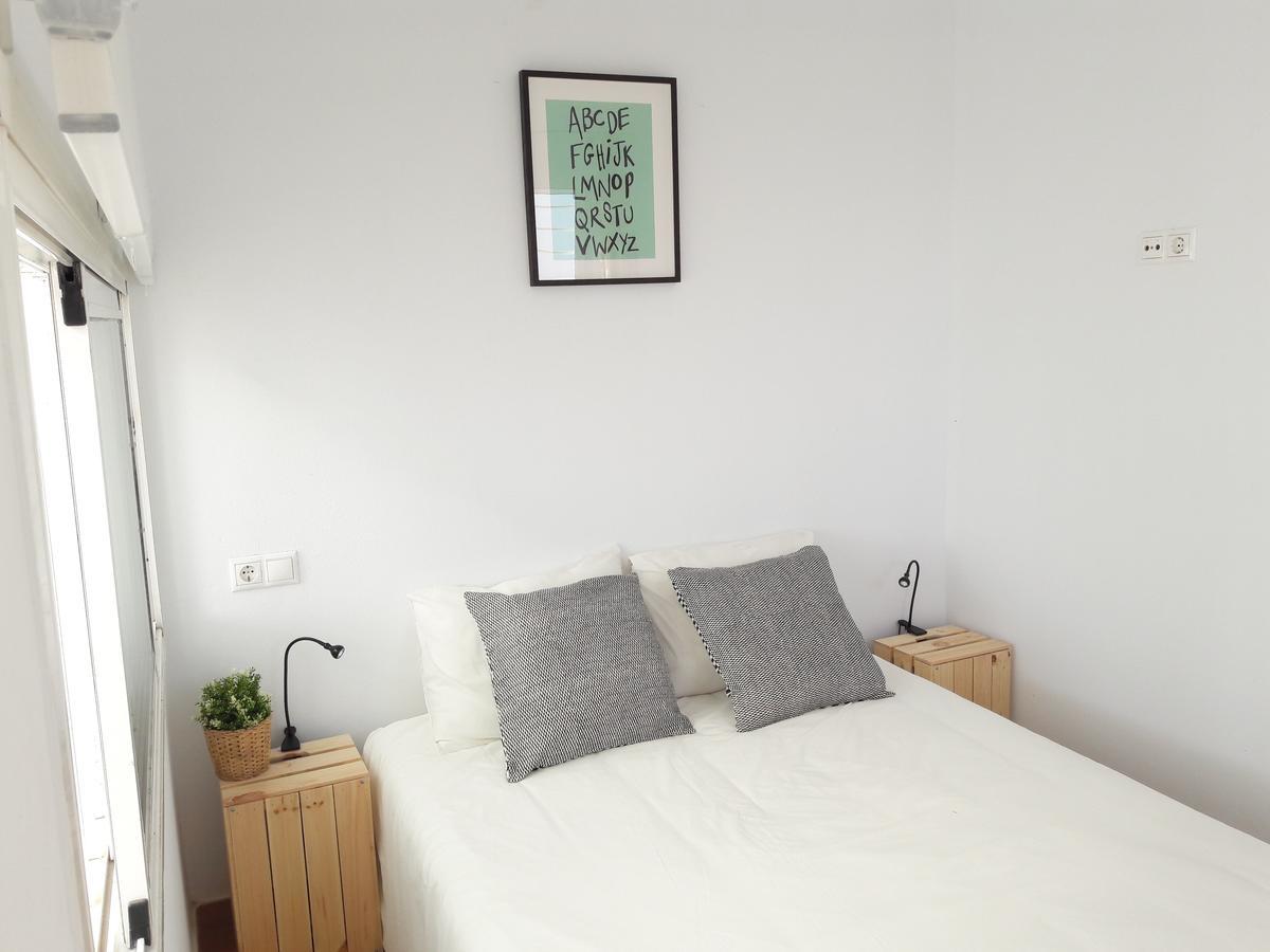 Ch II Apartments Zona De Ocio Nocturno โกนิล เด ลาฟรอนเตรา ภายนอก รูปภาพ