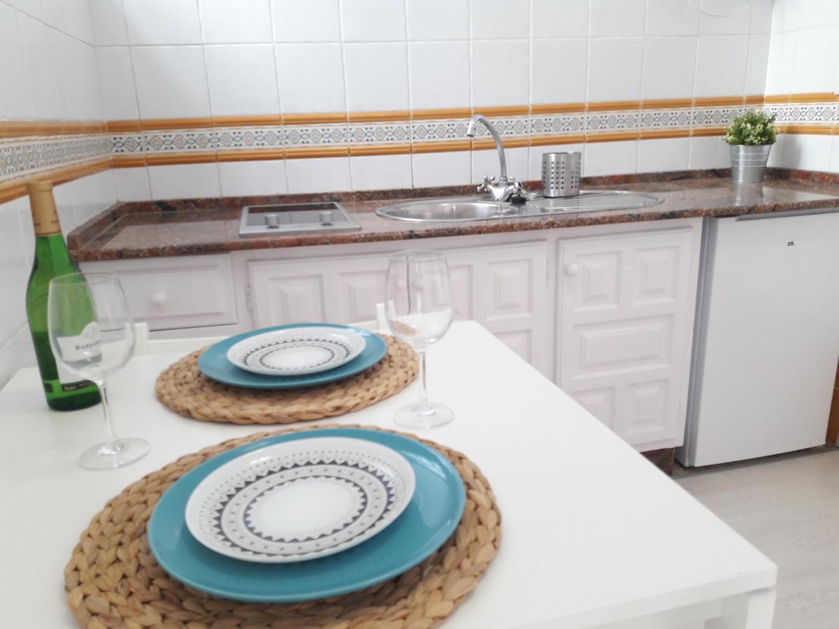 Ch II Apartments Zona De Ocio Nocturno โกนิล เด ลาฟรอนเตรา ภายนอก รูปภาพ