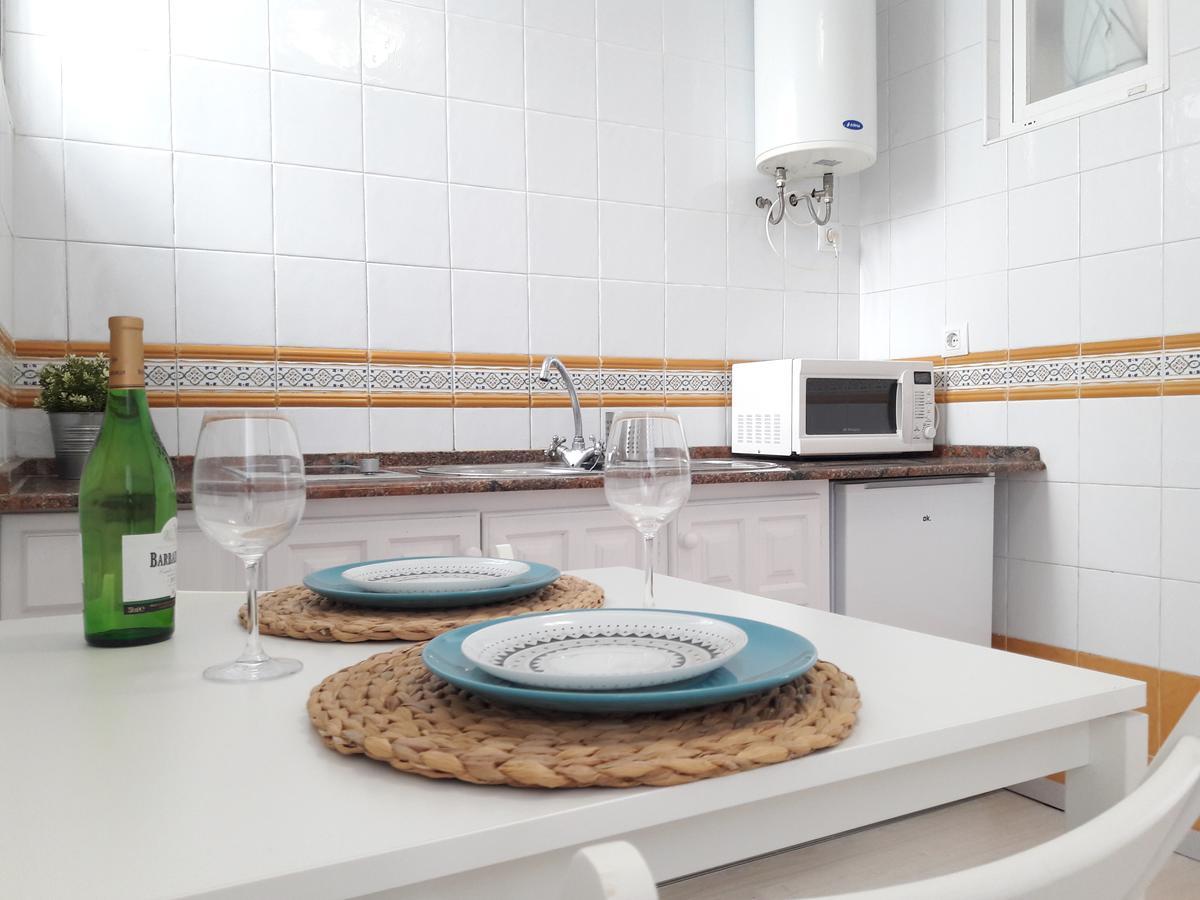 Ch II Apartments Zona De Ocio Nocturno โกนิล เด ลาฟรอนเตรา ภายนอก รูปภาพ
