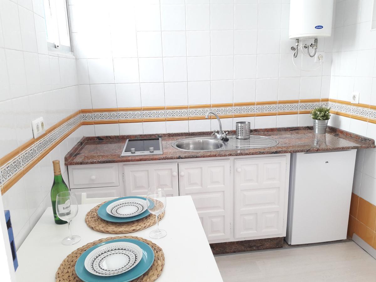 Ch II Apartments Zona De Ocio Nocturno โกนิล เด ลาฟรอนเตรา ภายนอก รูปภาพ