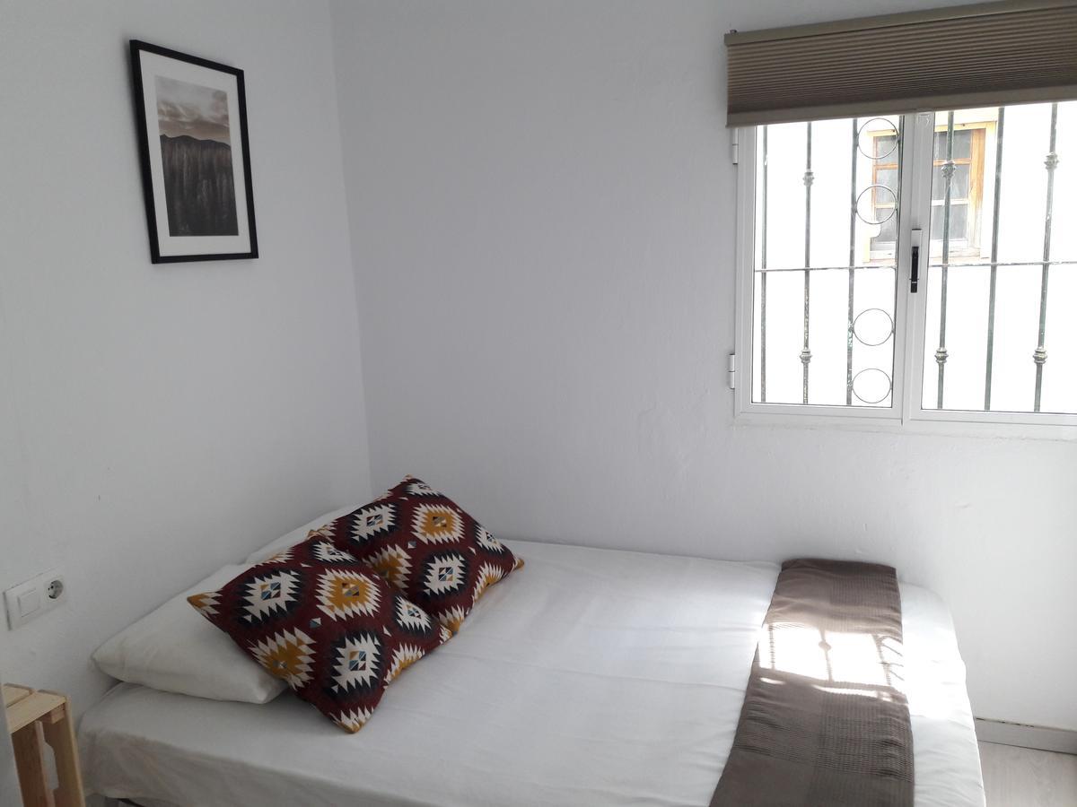 Ch II Apartments Zona De Ocio Nocturno โกนิล เด ลาฟรอนเตรา ภายนอก รูปภาพ
